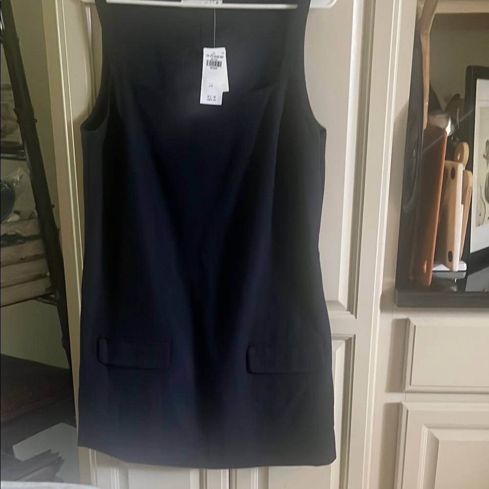 Abercrombie & Fitch Black Sleeveless Sheath Dress